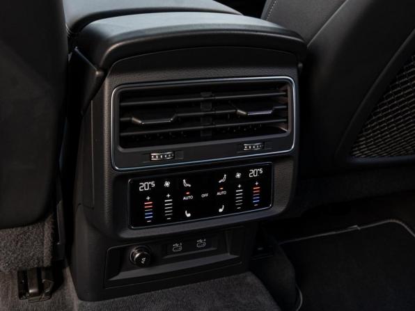 Audi Q8 I (4M) с пробегом 2021 года, цена 9 750 000 рублей, 50756 км, внедорожник, Автокод Объявления