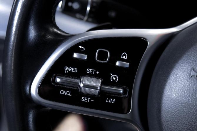 Mercedes-Benz E-Класс V (W213 S213 C238) с пробегом 2019 года, цена 3 690 000 рублей, 155736 км, седан, Автокод Объявления