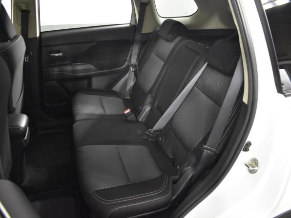 Mitsubishi Outlander III Рестайлинг 3 с пробегом 2019 года, цена 1 843 100 рублей, 141642 км, внедорожник, Автокод Объявления