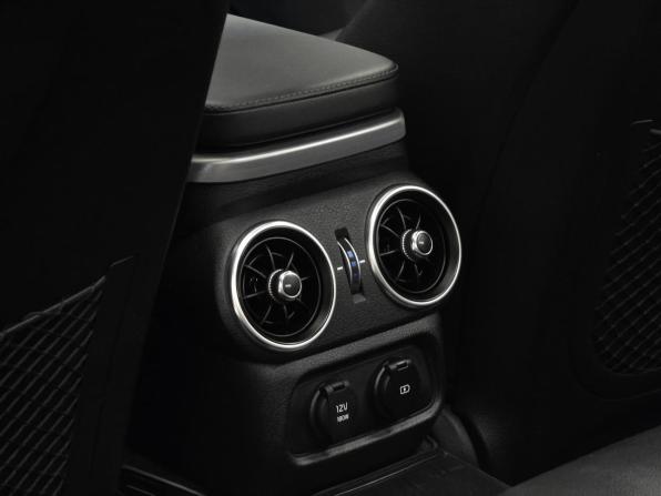Kia Stinger I с пробегом 2018 года, цена 2 599 000 рублей, 95000 км, лифтбек, Автокод Объявления