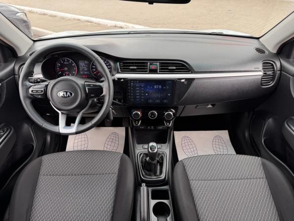 Kia Rio IV с пробегом 2019 года, цена 1 370 000 рублей, 106500 км, седан, Автокод Объявления