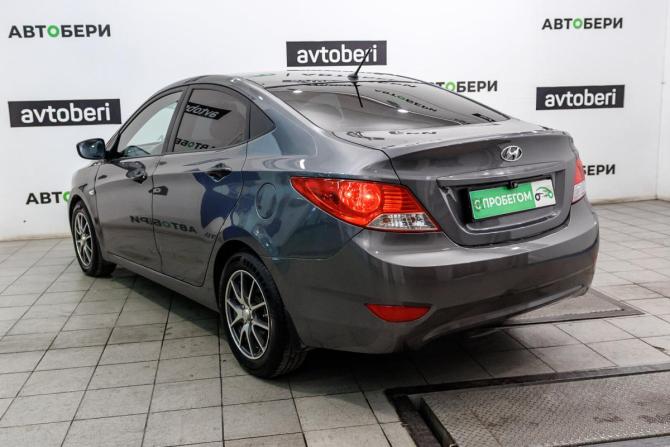 Hyundai Solaris I с пробегом 2012 года, цена 588 000 рублей, 219536 км, седан, Автокод Объявления