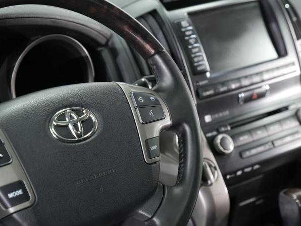 Toyota Land Cruiser 200 Series с пробегом 2009 года, цена 2 700 000 рублей, 197355 км, внедорожник, Автокод Объявления