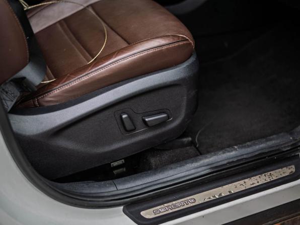 Kia Sorento III Prime Рестайлинг с пробегом 2019 года, цена 3 050 000 рублей, 140788 км, внедорожник, Автокод Объявления