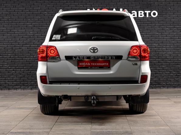 Toyota Land Cruiser 200 Series Рестайлинг 1 с пробегом 2015 года, цена 4 370 000 рублей, 180099 км, внедорожник, Автокод Объявления
