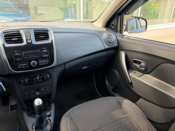 Renault Logan II с пробегом 2014 года, цена 495 000 рублей, 229283 км, седан, Автокод Объявления