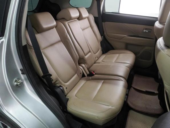 Mitsubishi Outlander III Рестайлинг 3 с пробегом 2020 года, цена 2 499 000 рублей, 117008 км, внедорожник, Автокод Объявления