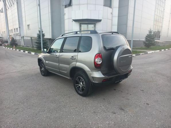 Chevrolet Niva I Рестайлинг с пробегом 2013 года, цена 407 000 рублей, 176876 км, внедорожник, Автокод Объявления