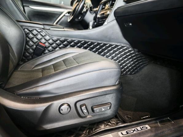 Lexus RX IV Рестайлинг с пробегом 2021 года, цена 5 750 000 рублей, 105486 км, внедорожник, Автокод Объявления
