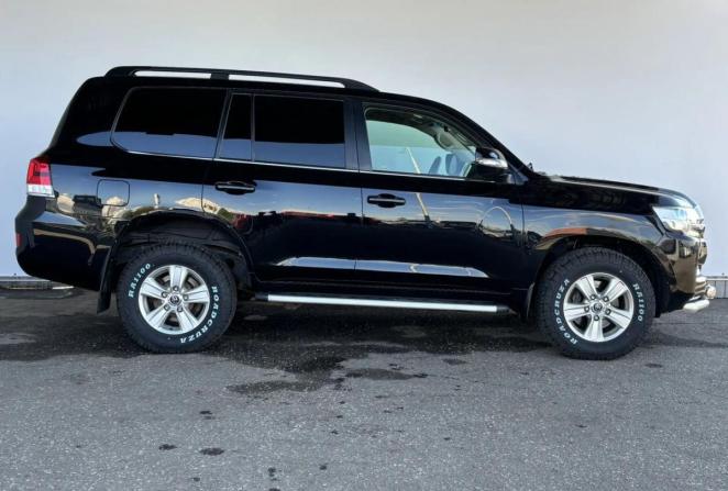 Toyota Land Cruiser 200 Series Рестайлинг 2 с пробегом 2018 года, цена 6 300 000 рублей, 212365 км, внедорожник, Автокод Объявления