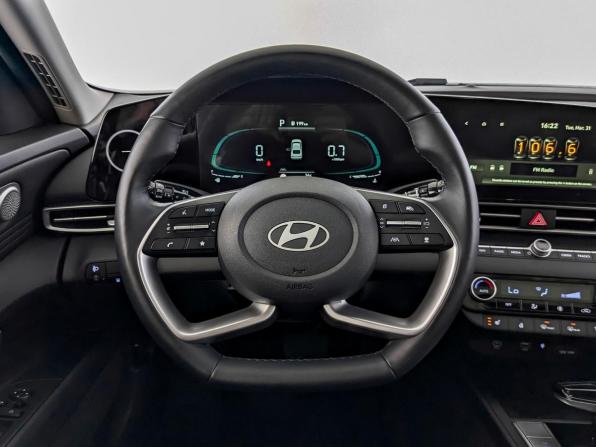 Hyundai Elantra VII (CN7) Рестайлинг с пробегом 2023 года, цена 2 049 000 рублей, 40500 км, седан, Автокод Объявления