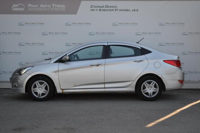 Hyundai Solaris I Рестайлинг с пробегом 2015 года, цена 680 000 рублей, 189698 км, седан, Автокод Объявления
