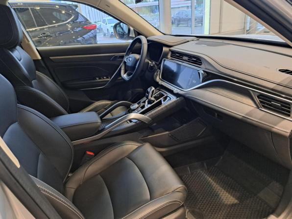Geely Atlas Pro с пробегом 2024 года, цена 2 175 000 рублей, 22077 км, внедорожник, Автокод Объявления