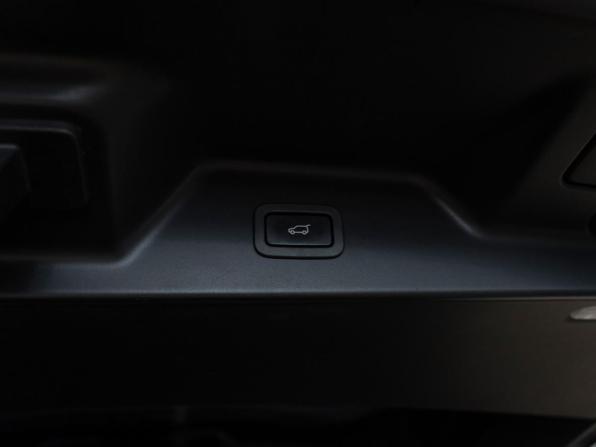 Land Rover Range Rover IV Рестайлинг с пробегом 2019 года, цена 7 500 000 рублей, 126571 км, внедорожник, Автокод Объявления