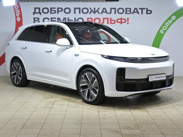 Li Auto (Lixiang) L7 I Рестайлинг с пробегом 2025 года, цена 8 828 000 рублей, 2000 км, внедорожник, Автокод Объявления