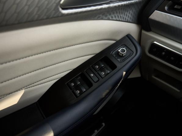 Haval F7x I Рестайлинг с пробегом 2023 года, цена 2 498 000 рублей, 34346 км, внедорожник, Автокод Объявления