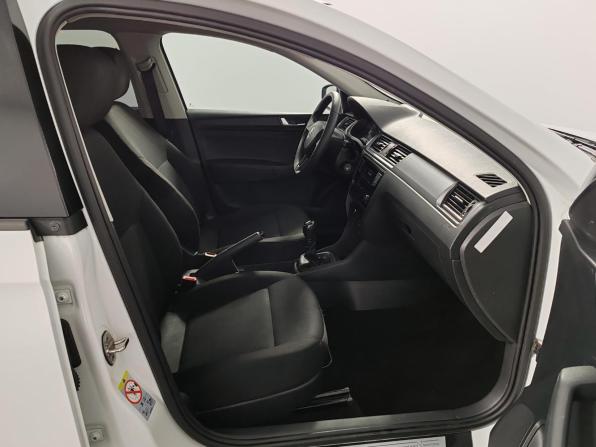 Skoda Rapid I Рестайлинг с пробегом 2019 года, цена 1 029 000 рублей, 171257 км, лифтбек, Автокод Объявления
