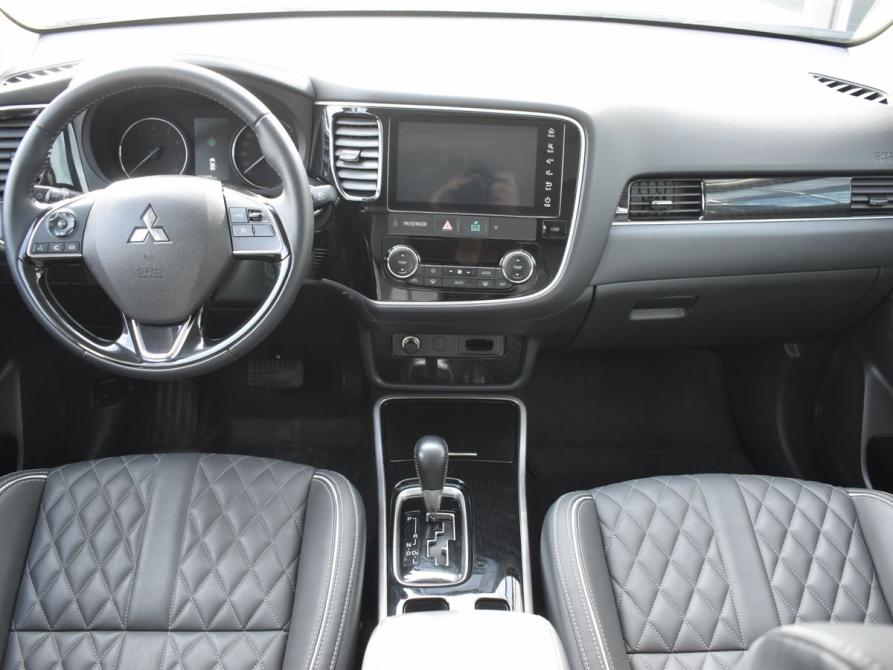 Mitsubishi Outlander III Рестайлинг 3 Архангельск  - изображение 12