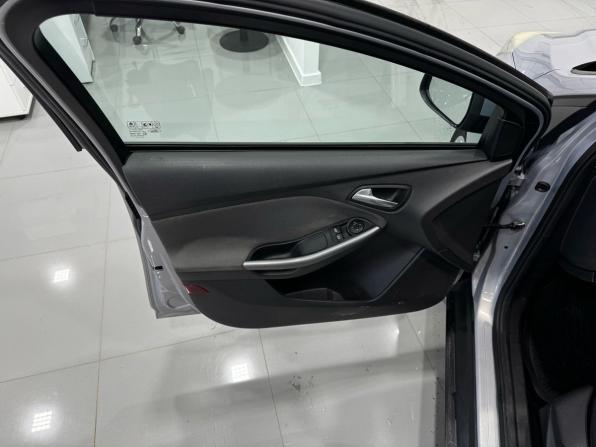 Ford Focus III с пробегом 2011 года, цена 445 000 рублей, 350000 км, хэтчбек, Автокод Объявления
