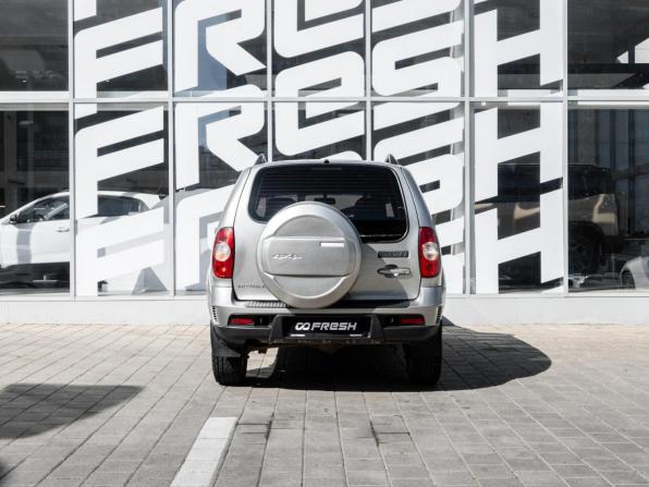Chevrolet Niva I Рестайлинг с пробегом 2015 года, цена 698 000 рублей, 171355 км, внедорожник, Автокод Объявления