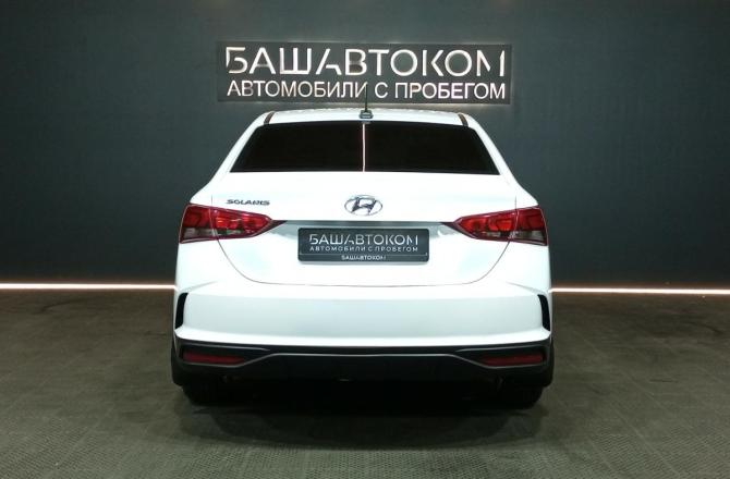 Hyundai Solaris II Рестайлинг с пробегом 2021 года, цена 1 199 000 рублей, 179754 км, седан, Автокод Объявления