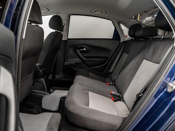 Volkswagen Polo V с пробегом 2014 года, цена 925 000 рублей, 120000 км, седан, Автокод Объявления