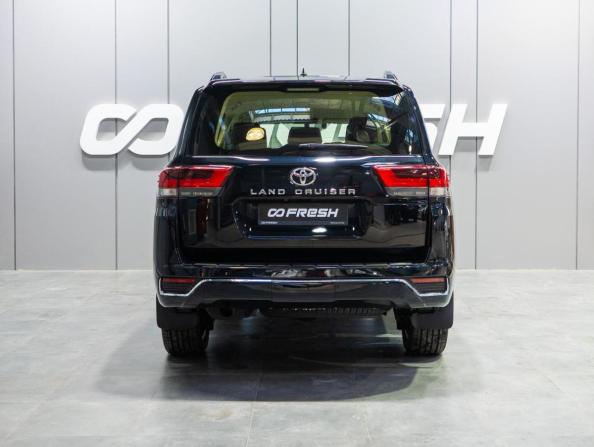 Toyota Land Cruiser 300 Series с пробегом 2022 года, цена 14 329 000 рублей, 50 км, внедорожник, Автокод Объявления