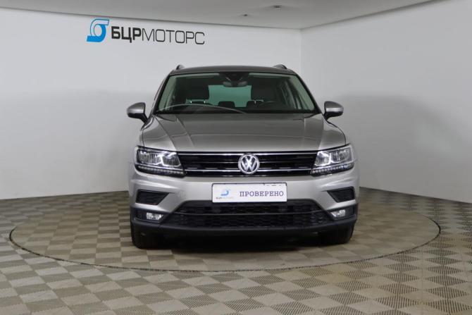Volkswagen Tiguan II с пробегом 2019 года, цена 2 349 990 рублей, 106889 км, внедорожник, Автокод Объявления