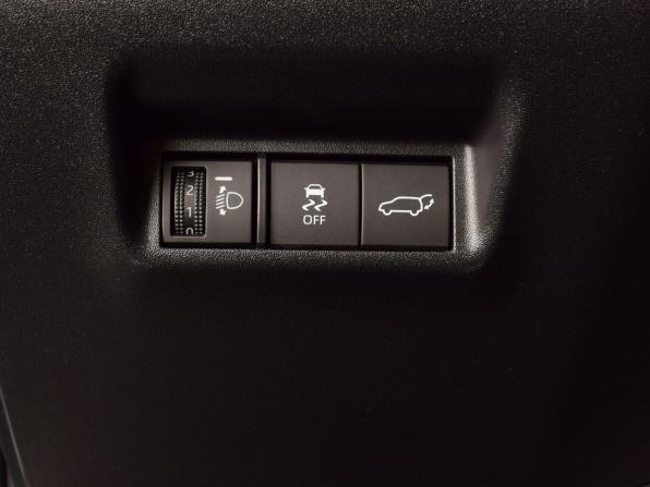 Toyota RAV4 VI (XA60) с пробегом 2026 года, цена 4 299 995 рублей, 11 км, внедорожник, Автокод Объявления