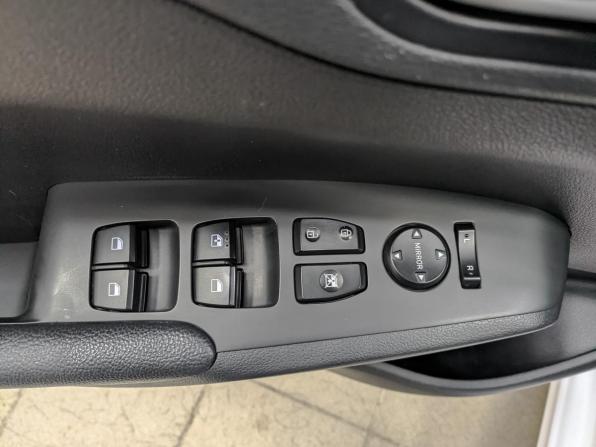 Hyundai Solaris II Рестайлинг с пробегом 2021 года, цена 1 440 000 рублей, 83670 км, седан, Автокод Объявления