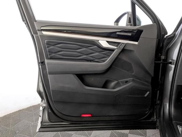 Volkswagen Touareg III с пробегом 2021 года, цена 6 190 000 рублей, 122191 км, внедорожник, Автокод Объявления