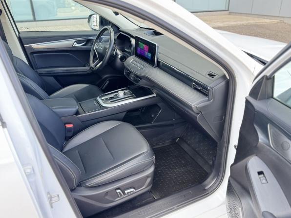 Haval Jolion I Рестайлинг с пробегом 2024 года, цена 2 350 000 рублей, 16630 км, внедорожник, Автокод Объявления