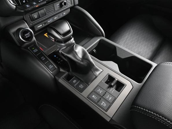 Toyota Land Cruiser Prado 250 Series с пробегом 2024 года, цена 9 999 000 рублей, 9528 км, внедорожник, Автокод Объявления