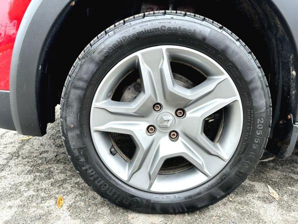 Renault Logan II Рестайлинг с пробегом 2019 года, цена 1 190 000 рублей, 44870 км, седан, Автокод Объявления