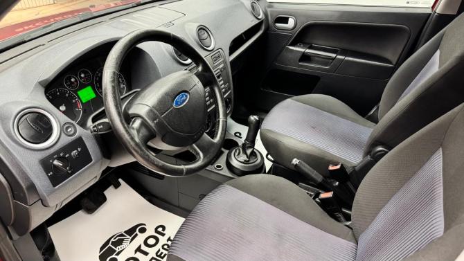 Ford Fusion I Рестайлинг с пробегом 2006 года, цена 380 000 рублей, 198608 км, хэтчбек, Автокод Объявления