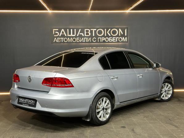 Volkswagen Passat B7 с пробегом 2012 года, цена 950 000 рублей, 239101 км, седан, Автокод Объявления