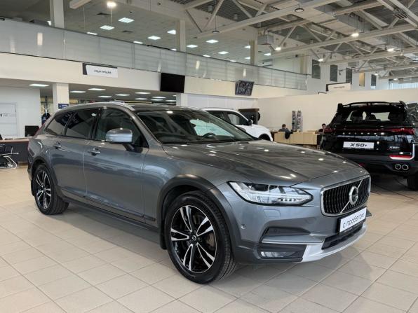 Volvo V90 Cross Country I с пробегом 2019 года, цена 3 515 000 рублей, 181788 км, универсал, Автокод Объявления