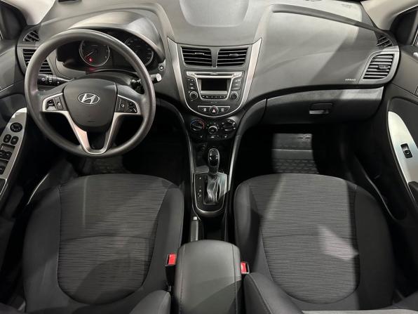 Hyundai Solaris I Рестайлинг с пробегом 2016 года, цена 1 060 000 рублей, 119319 км, хэтчбек, Автокод Объявления