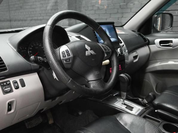 Mitsubishi Pajero Sport II с пробегом 2012 года, цена 1 990 000 рублей, 207234 км, внедорожник, Автокод Объявления