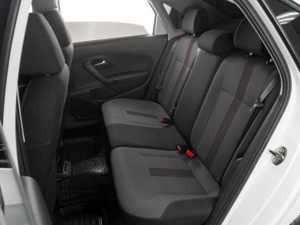 Volkswagen Polo V Рестайлинг с пробегом 2016 года, цена 1 079 000 рублей, 174717 км, седан, Автокод Объявления