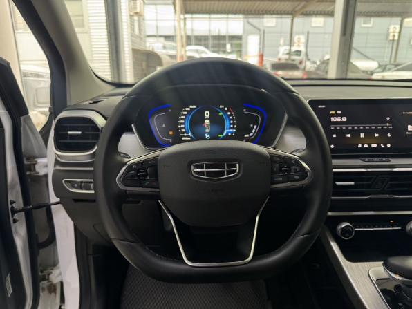 Geely Coolray I с пробегом 2023 года, цена 1 830 000 рублей, 15648 км, внедорожник, Автокод Объявления