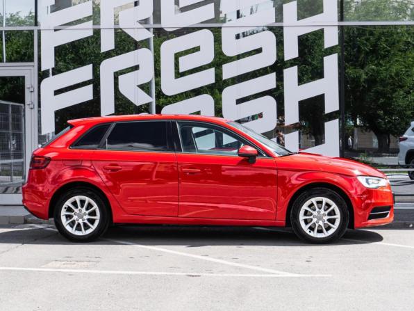 Audi A3 III (8V) с пробегом 2013 года, цена 1 399 000 рублей, 159992 км, хэтчбек, Автокод Объявления