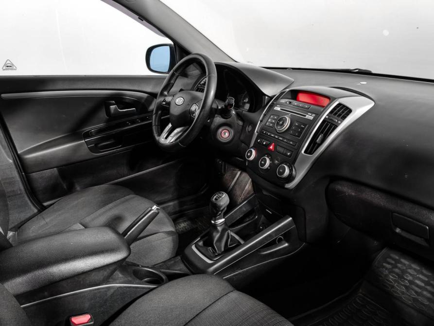 Kia Ceed I Рестайлинг Санкт-Петербург  - изображение 13