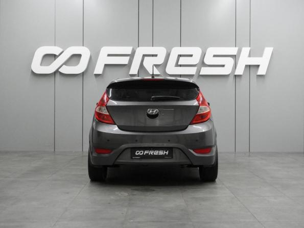 Hyundai Solaris I с пробегом 2012 года, цена 699 000 рублей, 195341 км, хэтчбек, Автокод Объявления
