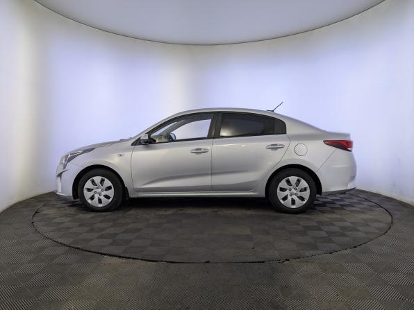 Kia Rio IV Рестайлинг с пробегом 2021 года, цена 1 690 000 рублей, 101768 км, седан, Автокод Объявления