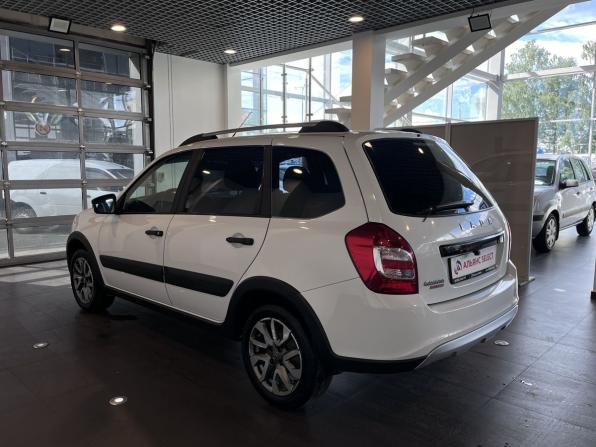Lada (ВАЗ) Granta I Рестайлинг с пробегом 2023 года, цена 1 023 000 рублей, 29460 км, универсал, Автокод Объявления