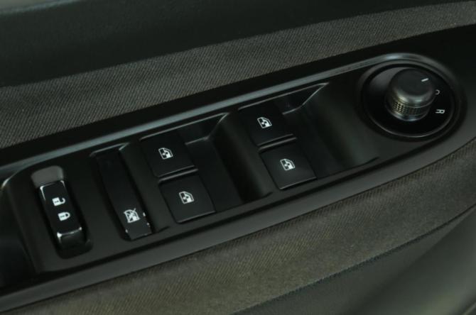 Opel Mokka I с пробегом 2013 года, цена 1 159 000 рублей, 148000 км, внедорожник, Автокод Объявления