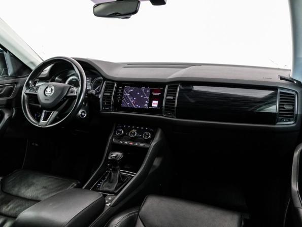 Skoda Kodiaq I с пробегом 2017 года, цена 1 799 000 рублей, 303654 км, внедорожник, Автокод Объявления