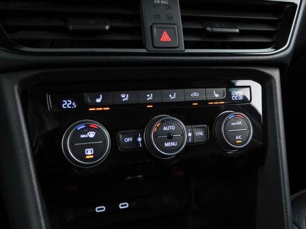Volkswagen Taos I с пробегом 2021 года, цена 2 130 770 рублей, 125876 км, внедорожник, Автокод Объявления