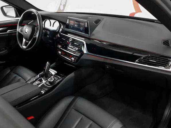 BMW 5 серии VII (G30/G31/G38) с пробегом 2019 года, цена 4 018 410 рублей, 69269 км, седан, Автокод Объявления